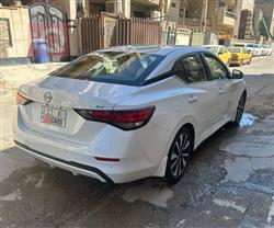 نيسان سنترا